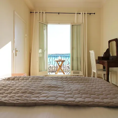 Consul Apartamento *